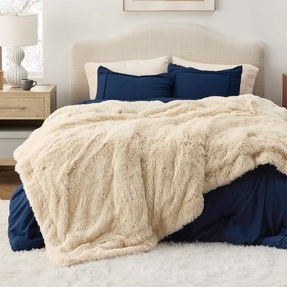 Soft Fuzzy Faux Fur Throw Blanket, 640 GSM